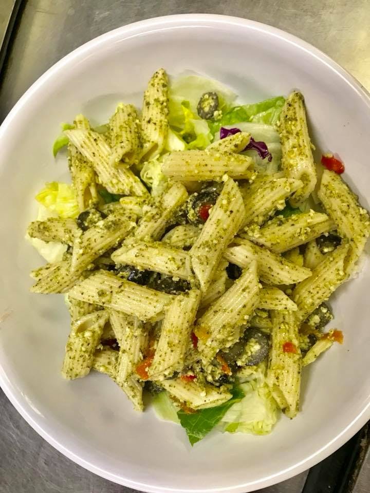 Order Pesto Salad - Salad food online from Capizzi Italian Kitchen store, Paris on bringmethat.com