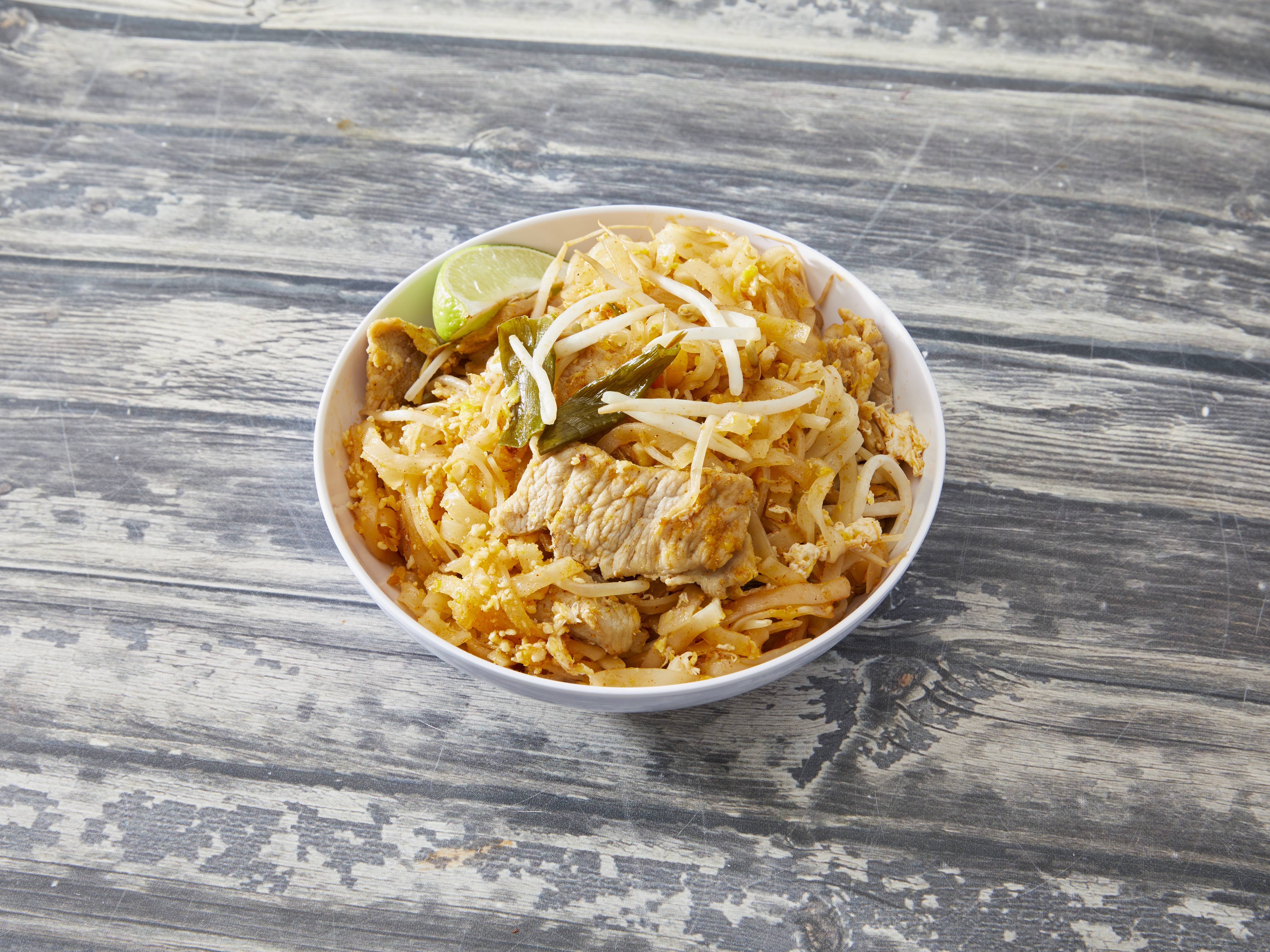 Order Pad Thai Noodles food online from TAC Quick Thai Kitchen store, Chicago on bringmethat.com