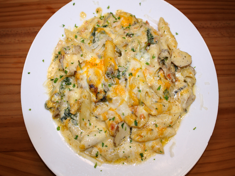 Order Chicken Tetrazzini food online from Stefano's Pizza Express store, Pharr on bringmethat.com
