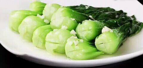 Order Baby Bok Choy with Fresh Garlic food online from Lun Asia Chef store, Philadelphia on bringmethat.com