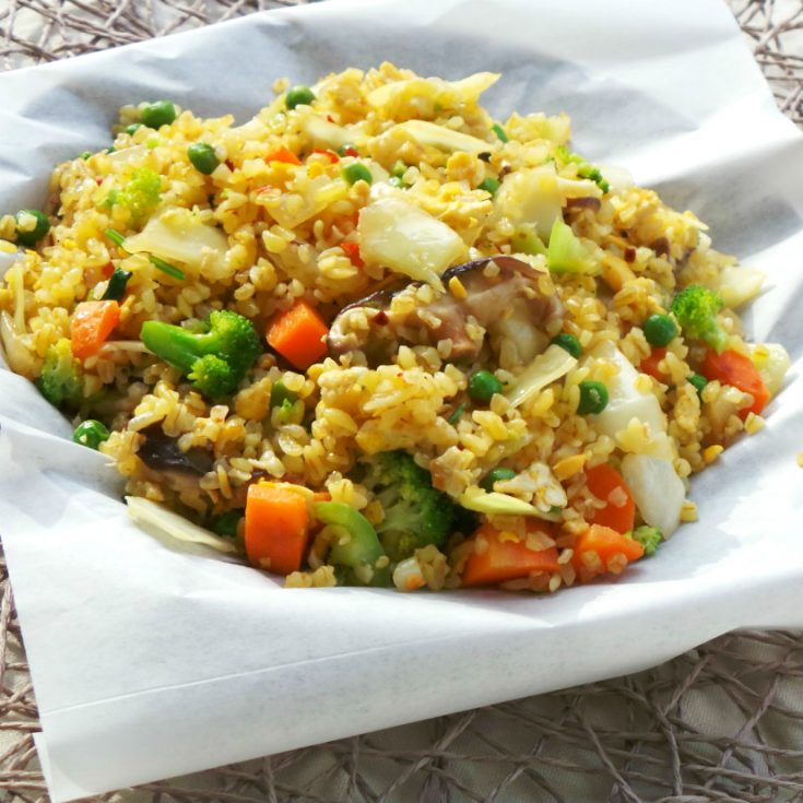 Order 36. Vegetable Fried Rice food online from Chen's Yummy House store, Dumont on bringmethat.com
