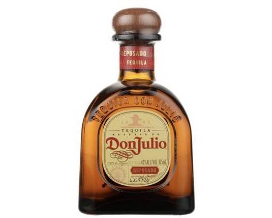 Order Don Julio Reposado, 750mL tequila (40.0% ABV) food online from Cold Spring Liquor store, Liberty Hill on bringmethat.com