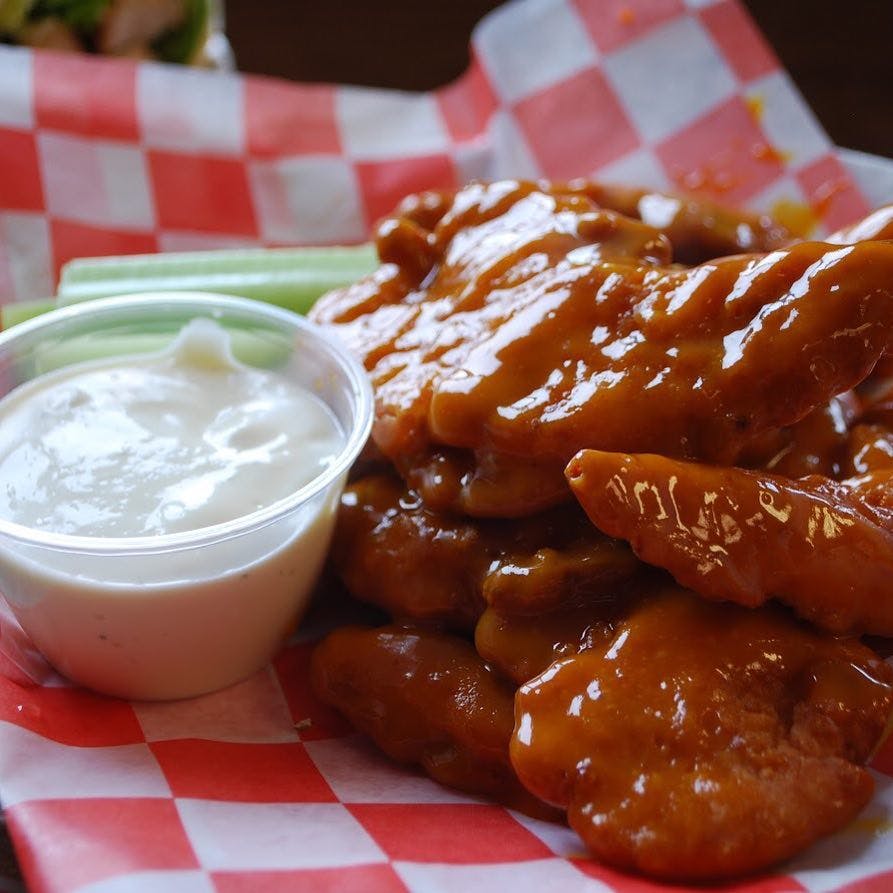 Order Buffalo Wings - 7 Pieces food online from Pizza World store, Salem on bringmethat.com