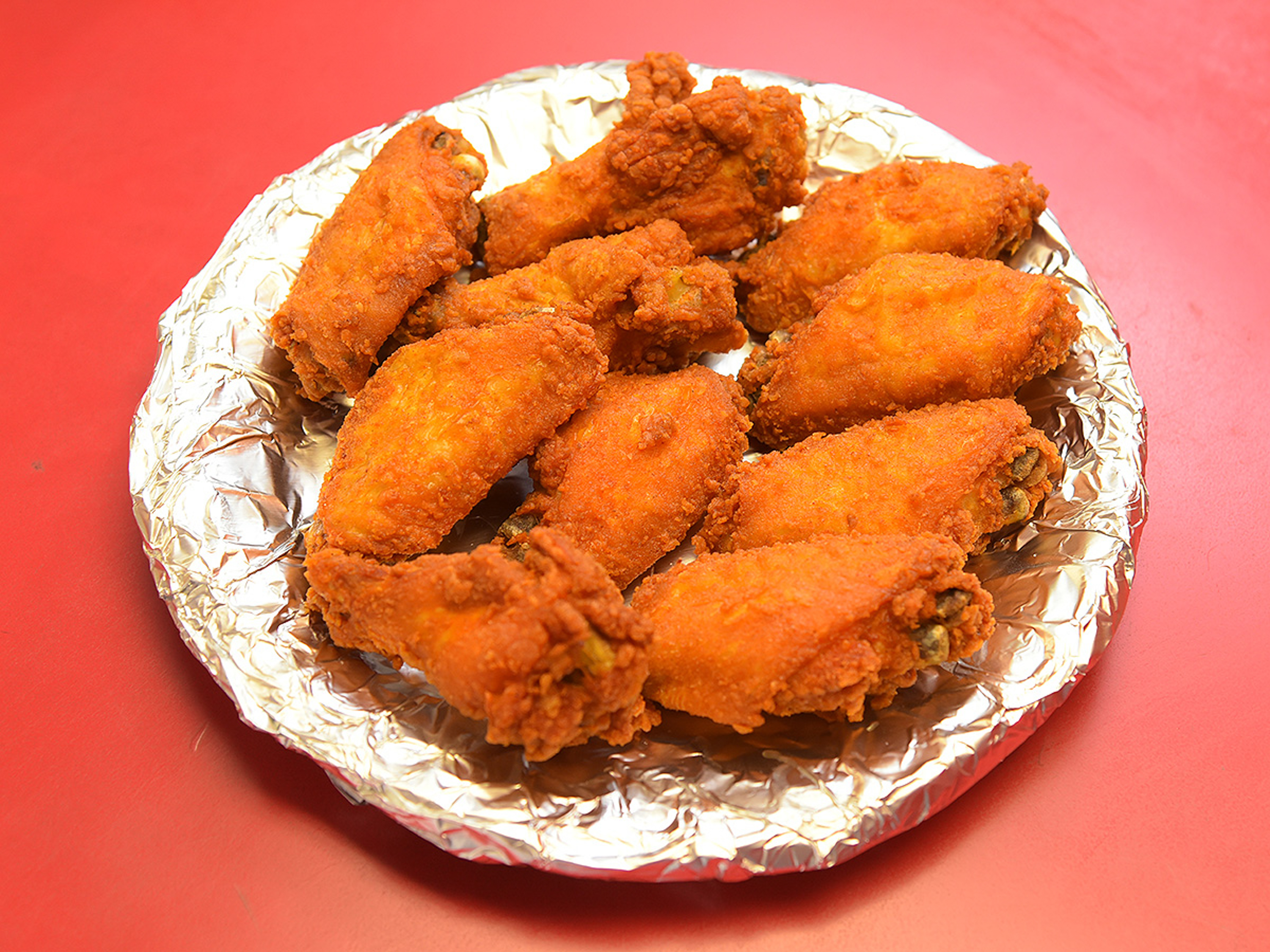 Order Wings food online from R Pizzeria store, Rochester on bringmethat.com