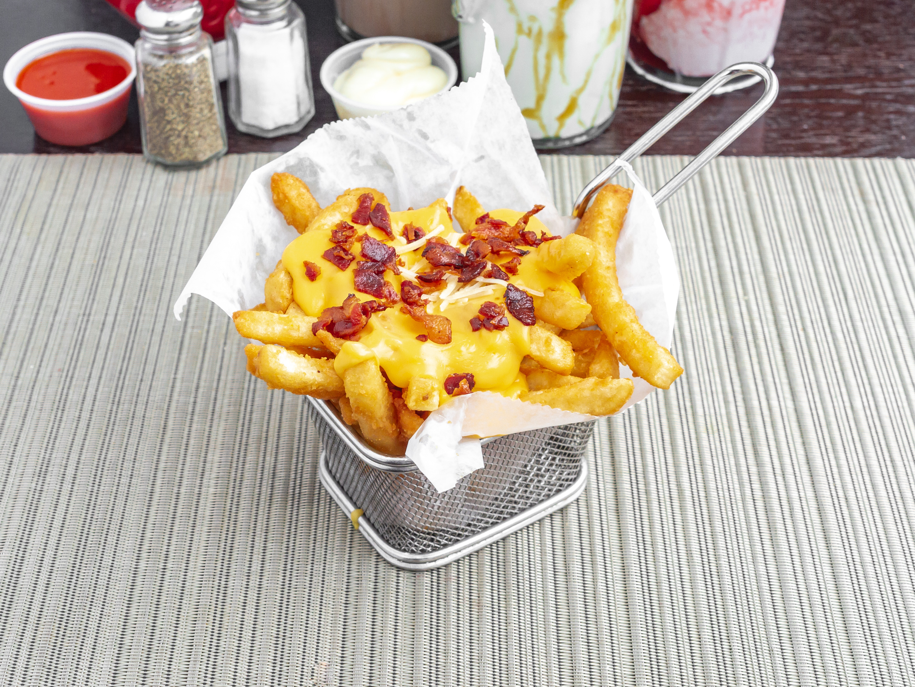 Order Cheese Fries food online from Burger Bound store, Newark on bringmethat.com