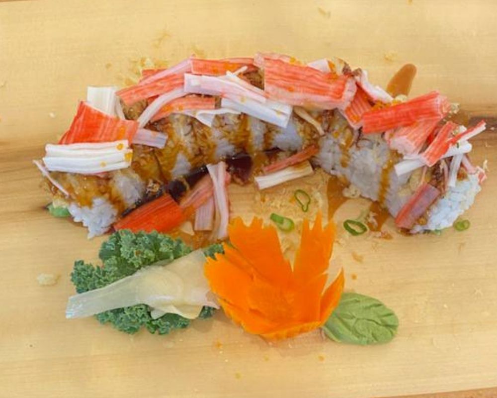 Order Crazy Crunch Roll food online from Ploy Thai Cuisine store, The Woodlands on bringmethat.com