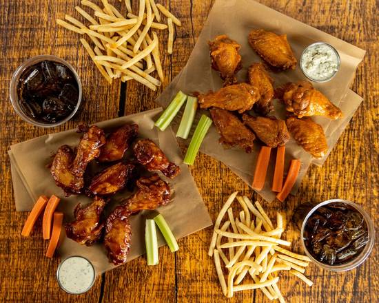 Order Traditional 16-Count Party Pack food online from Wild Wild Wings store, Southfield on bringmethat.com