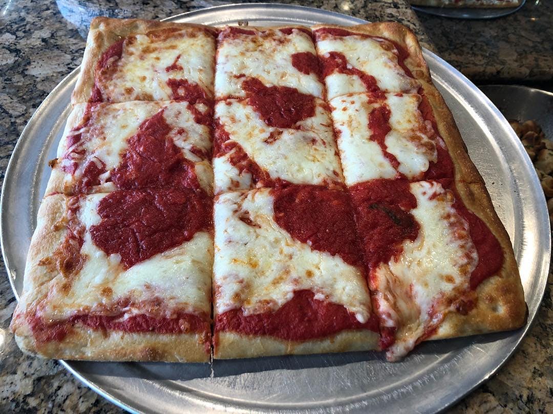 Order Traditional Sicilian Pizza - Pizza food online from Frank & Danny's store, Staten Island on bringmethat.com
