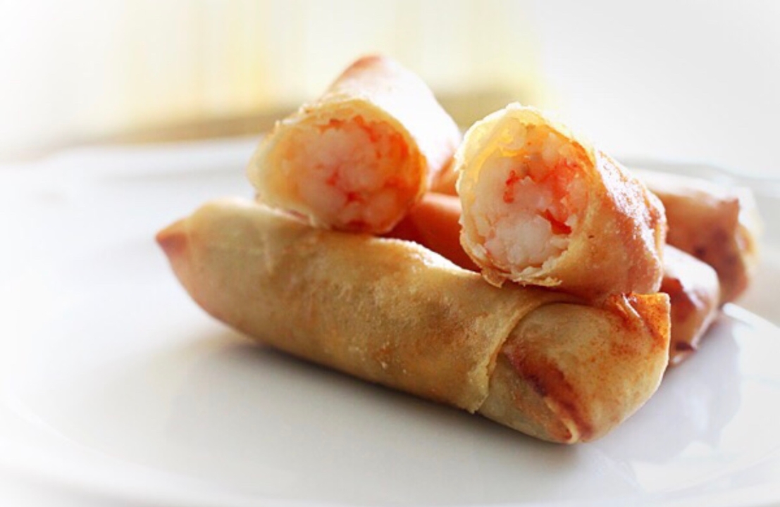 Order Shrimp Egg Rolls food online from Captain’s Curbside Seafood store, Trappe on bringmethat.com