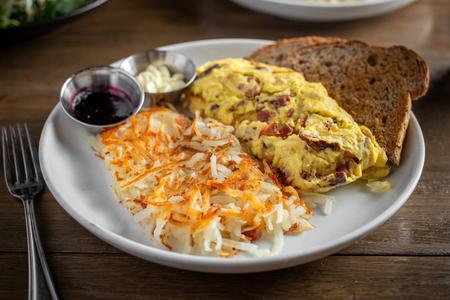 Order Midwestern Omelette food online from Cupitol Coffee & Eatery store, Chicago on bringmethat.com