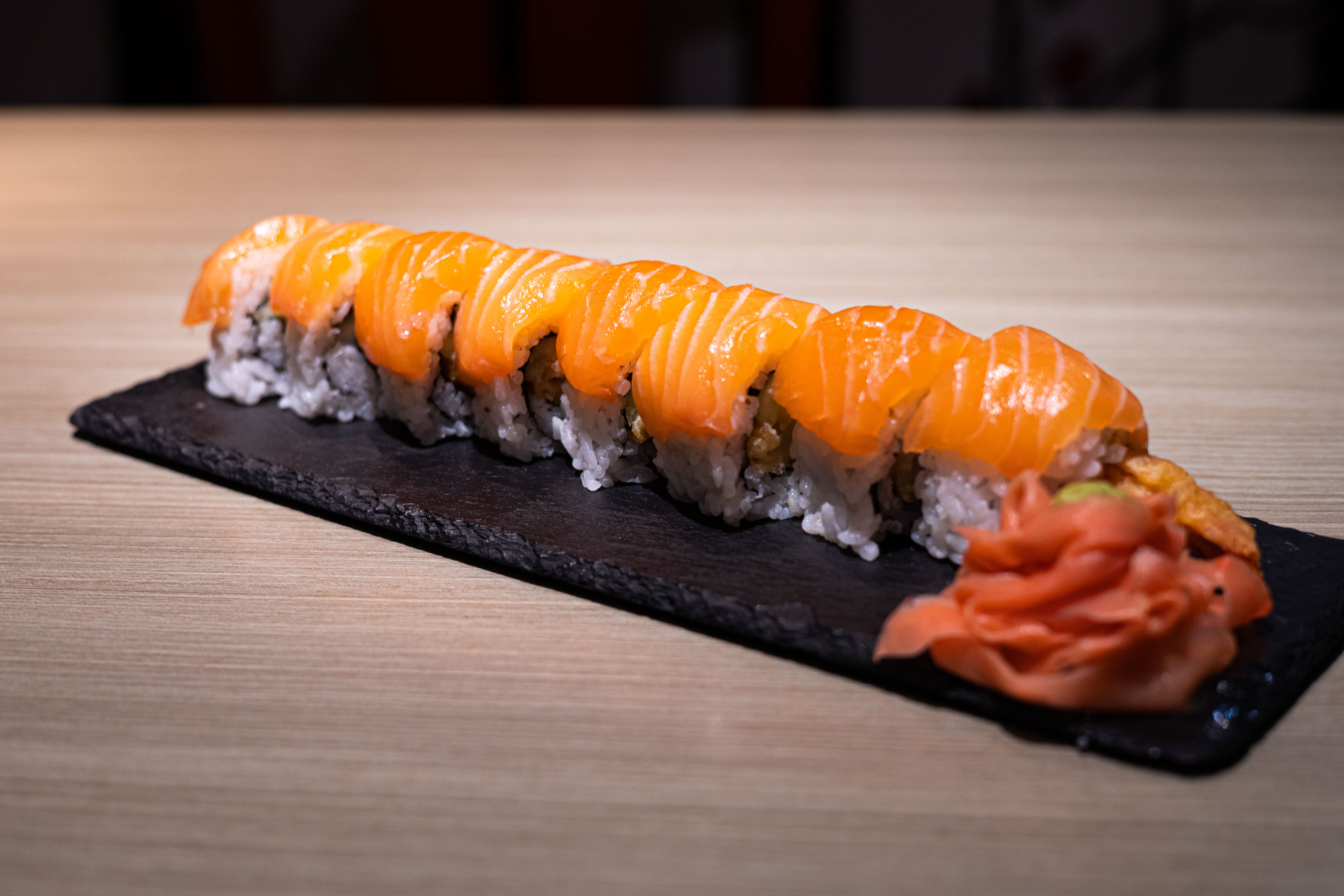 Order 1283. Tiger Roll food online from Yama Sushi Restaurant store, San Francisco on bringmethat.com
