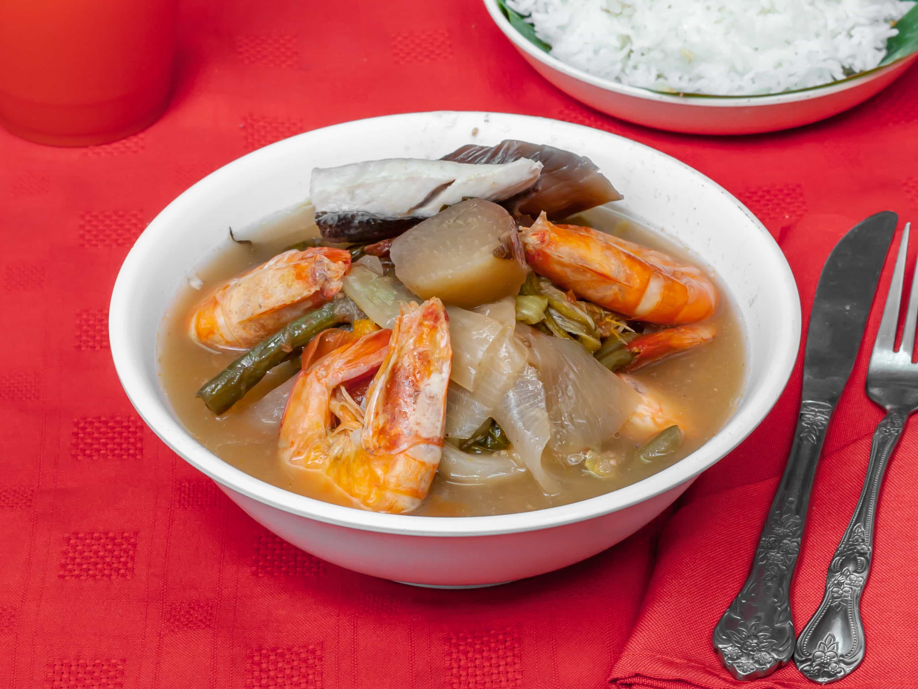 Order Sinigang gulay with bangus belly (veggie and fish sour soup) food online from Lola Tining Cuisine store, Oak Park on bringmethat.com