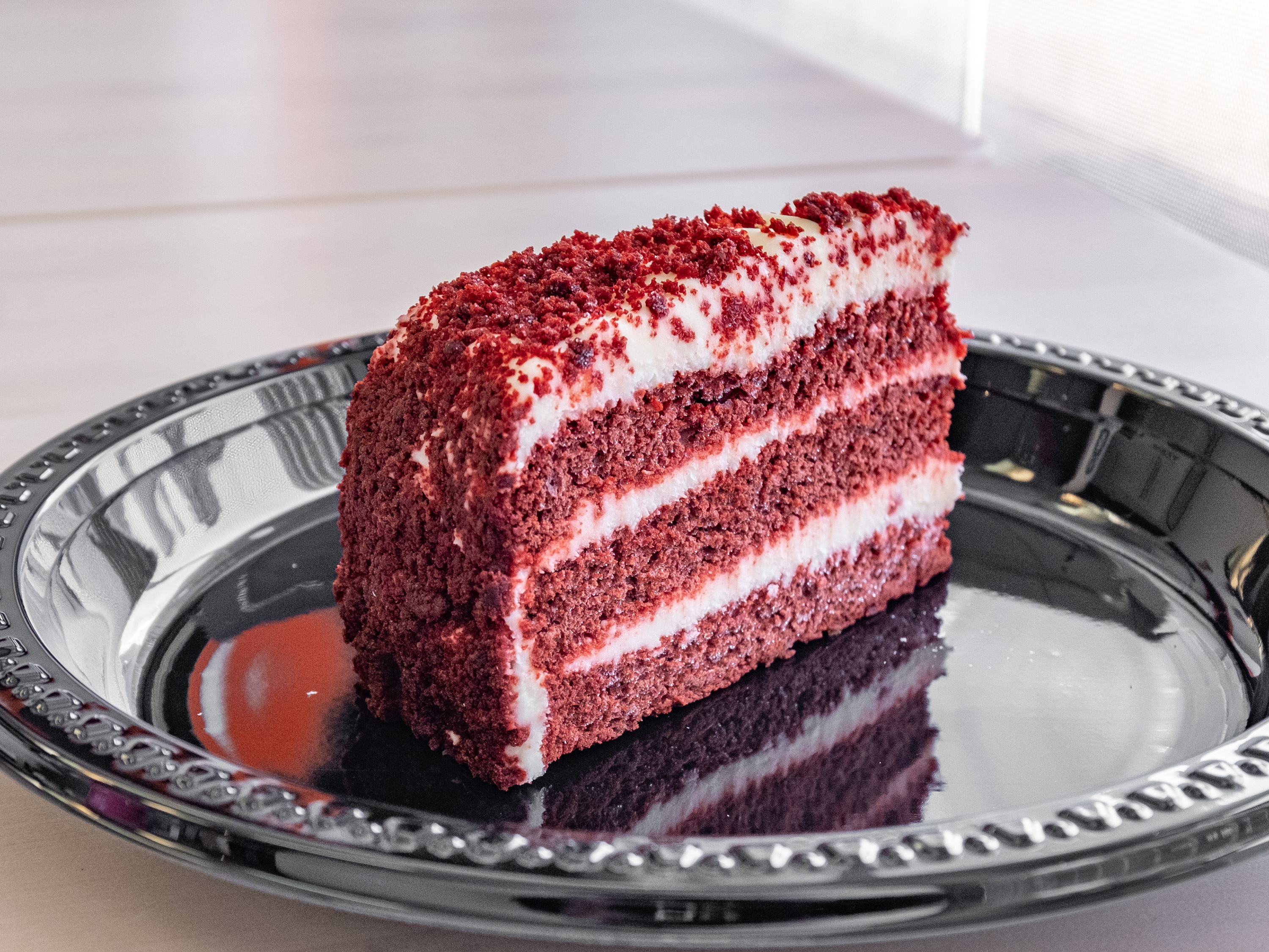 Order Red Valvet Cake food online from Cheesy Pizzi store, Bethesda on bringmethat.com