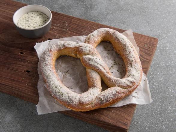Order Sour Cream & Onion Pretzel food online from Auntie Anne store, Pittsburgh on bringmethat.com