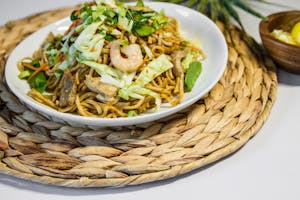 Order Pancit Canton (Egg Noodle) food online from Max's Restaurant - Cuisine of the Philippines store, Glendale on bringmethat.com