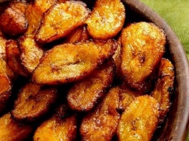Order Sweet Plantains (Maduros) food online from Twisted Taino Restaurant store, Parma on bringmethat.com