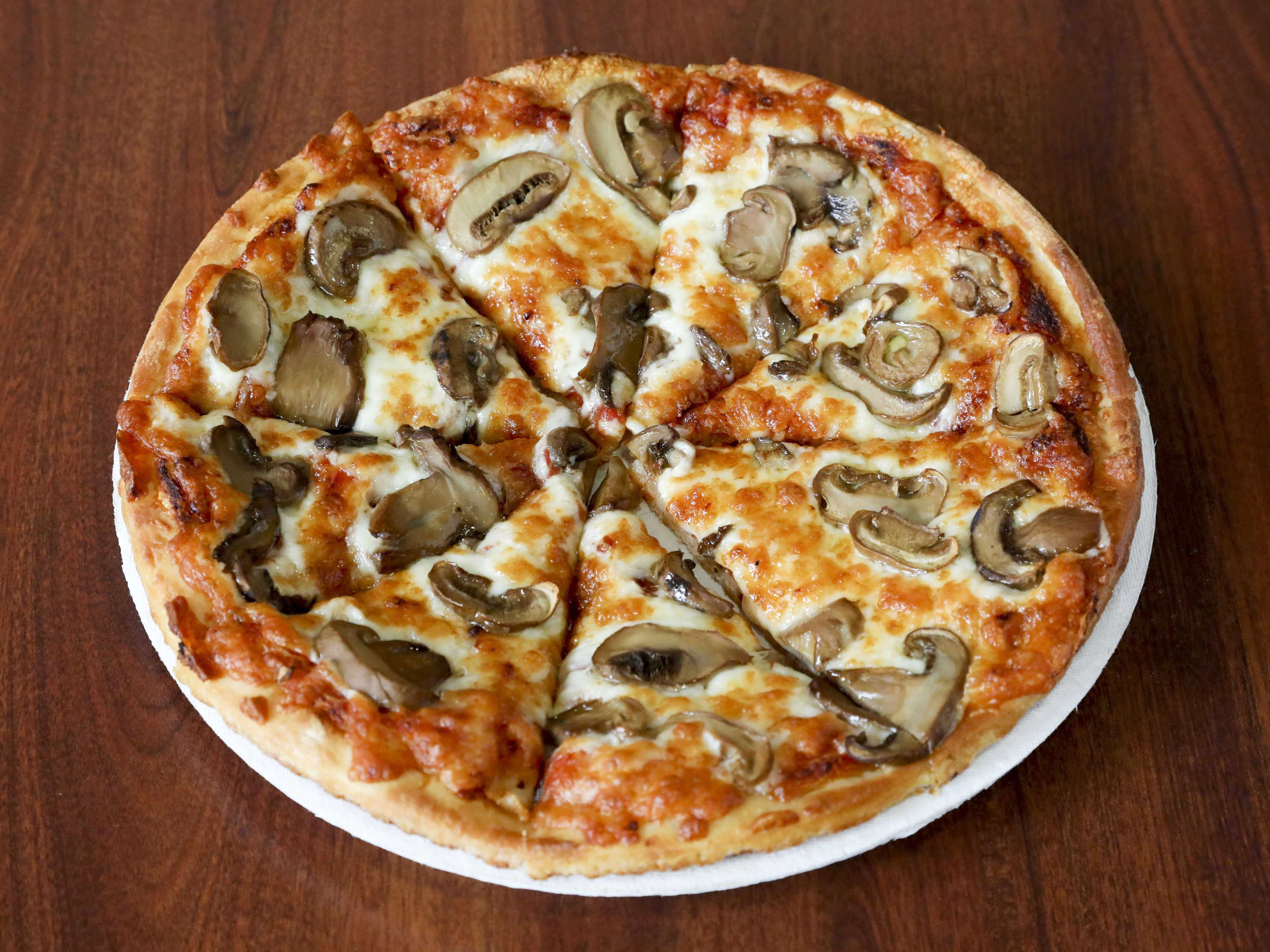 Order Mushroom Pizza food online from Singas Famous Pizza store, Glen Oaks on bringmethat.com