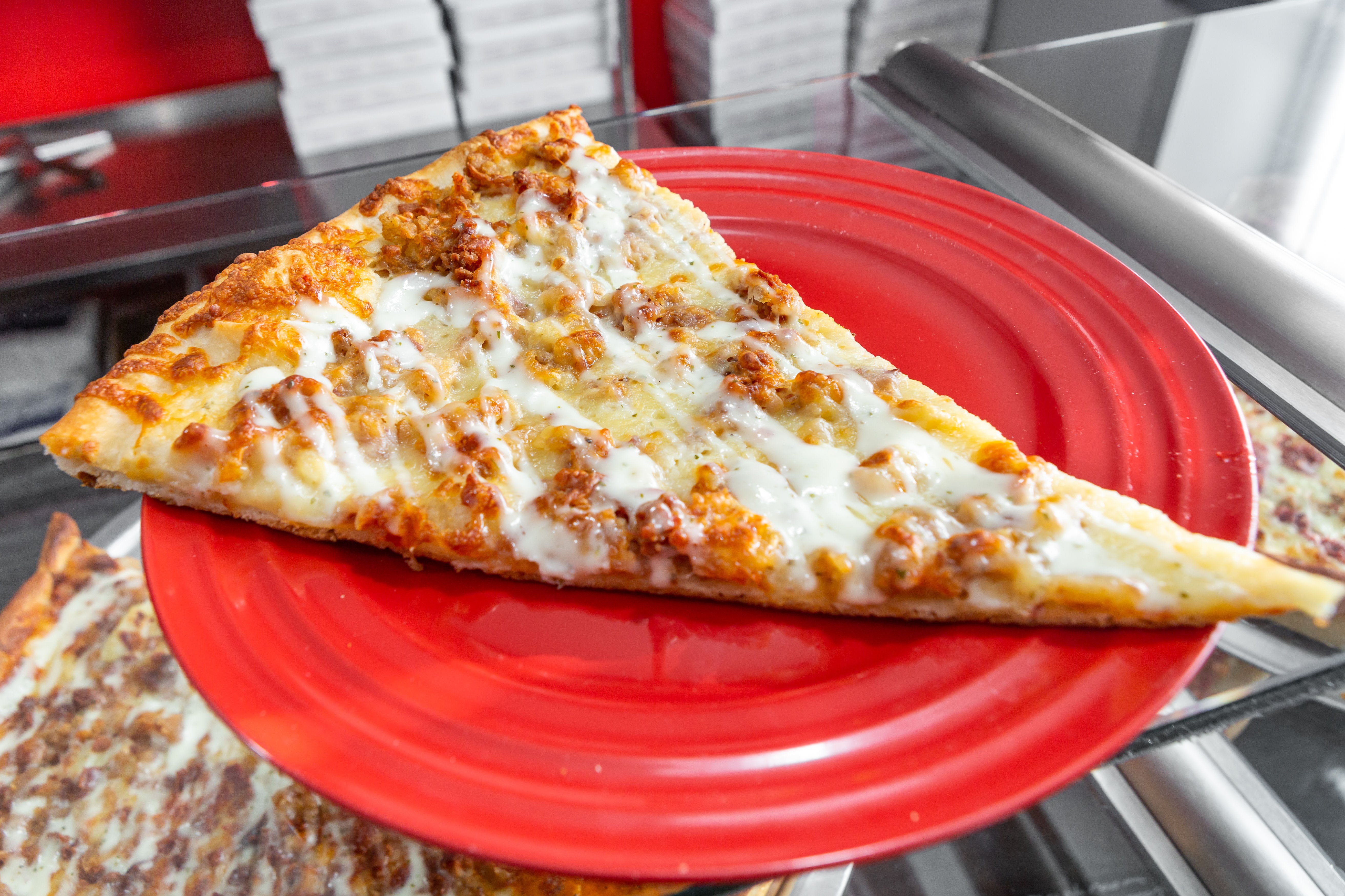 Order Chicken Bacon Ranch Pizza - Small 12'' food online from Tangy Tomato store, Syracuse on bringmethat.com