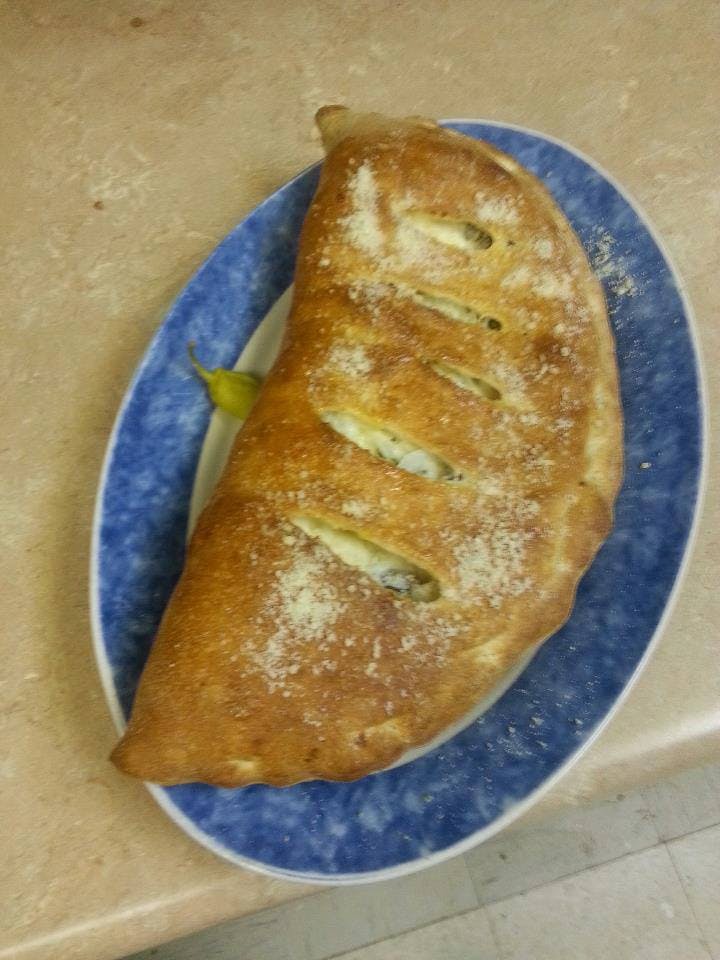 Order Cheese Calzone - Small food online from Roma Pizza 2 store, Church Hill on bringmethat.com