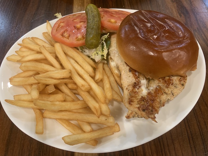 Order Grilled Chicken Sandwich Deluxe food online from Silver Spoon Diner store, Queens on bringmethat.com
