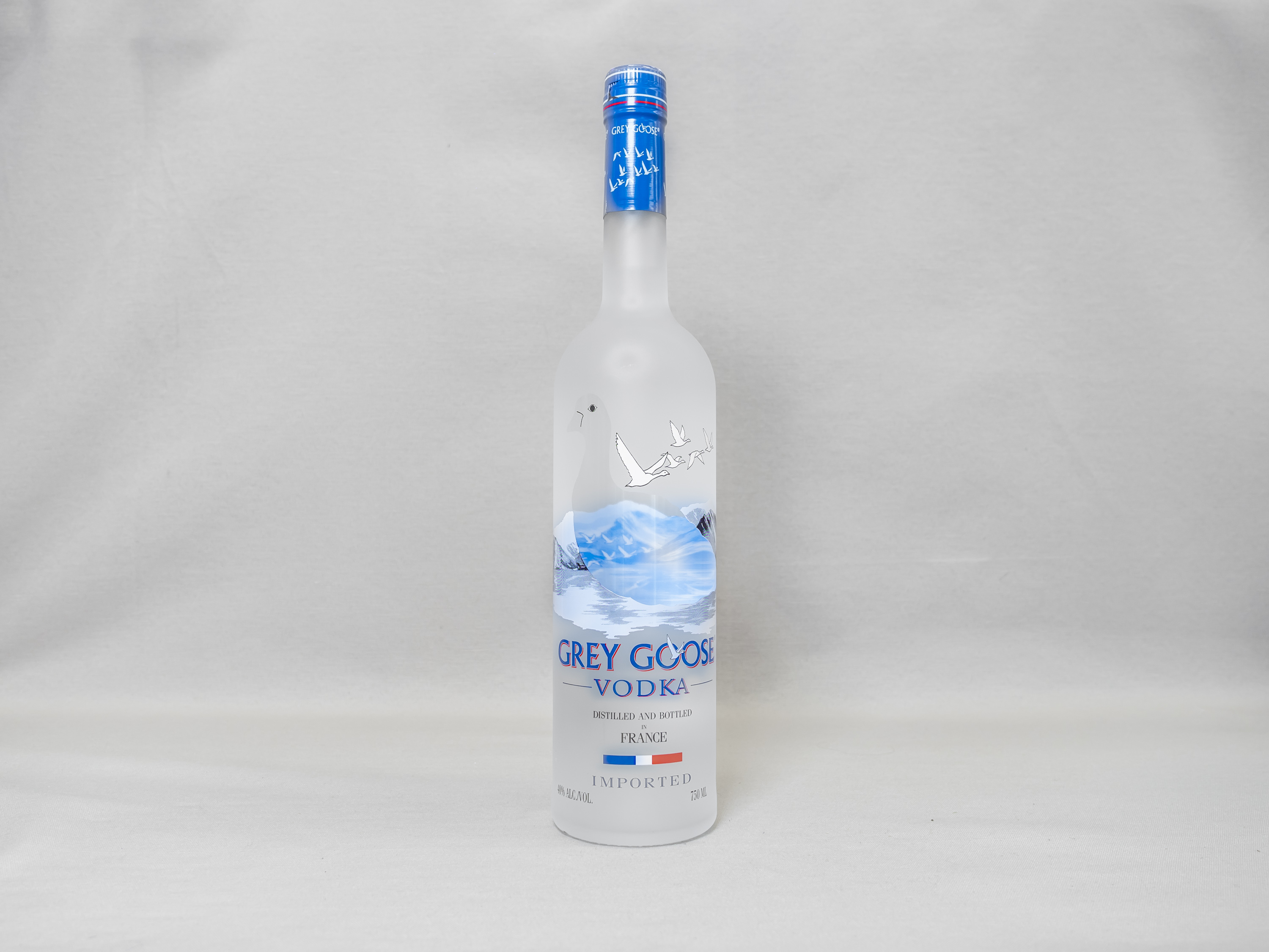 Order 750 ml. Grey Goose Vodka food online from Maplewood Market & Liquors store, San Jose on bringmethat.com