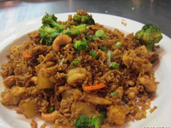 Order Curry Fried Rice food online from Mei Mei's Kitchen store, Sunset Valley on bringmethat.com