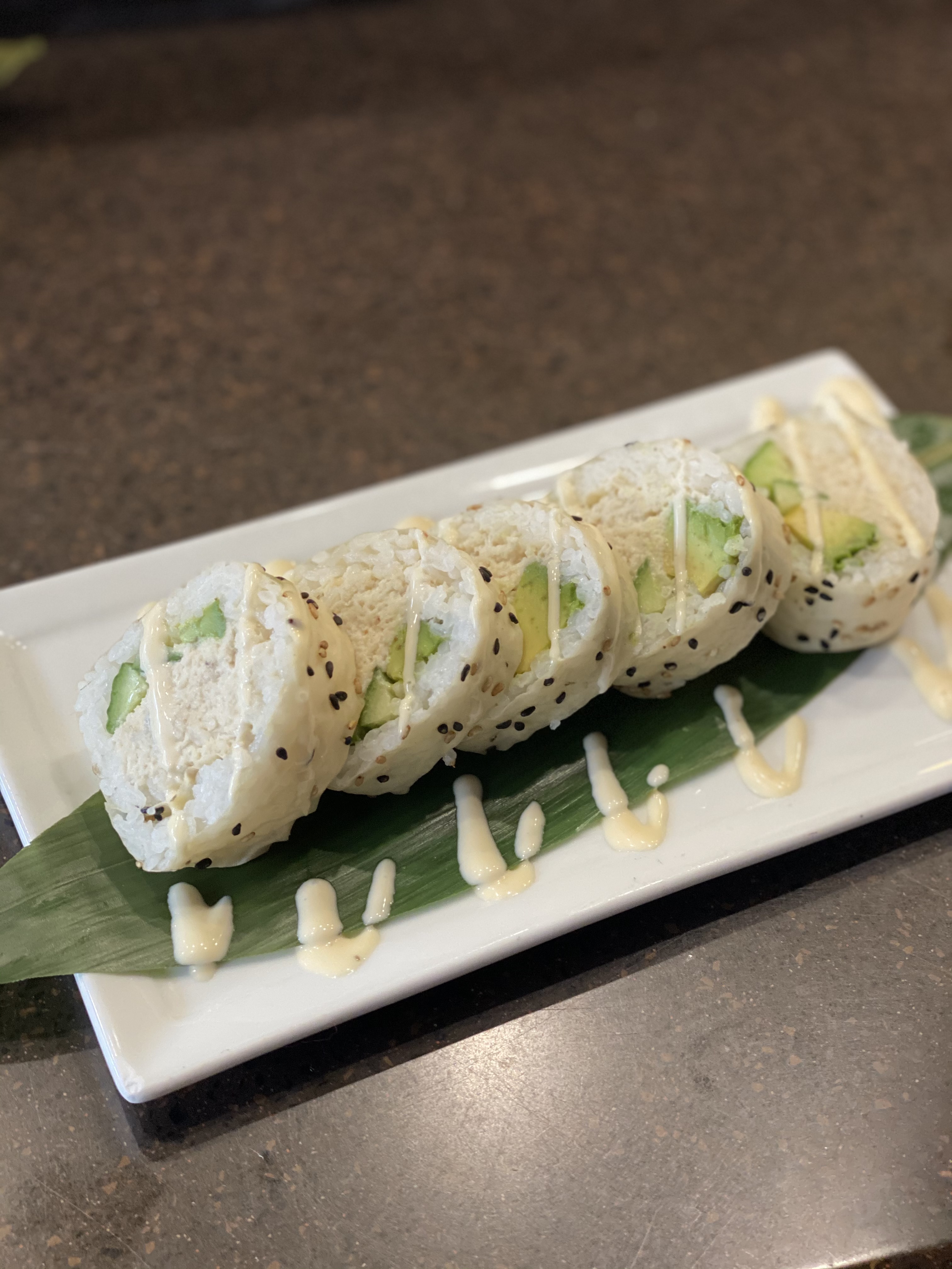 Order Creamy Blue Crab Roll food online from Kanpai Japanese Sushi Bar and Grill store, Los Angeles on bringmethat.com