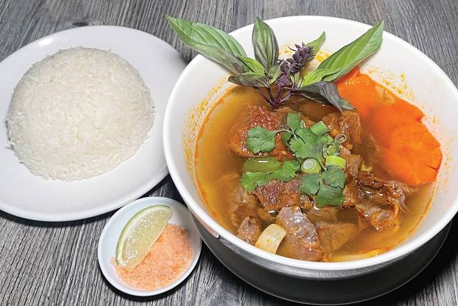 Order Bò Kho (Viet-Style Beef Stew) food online from Pho 999 store, Los Angeles on bringmethat.com