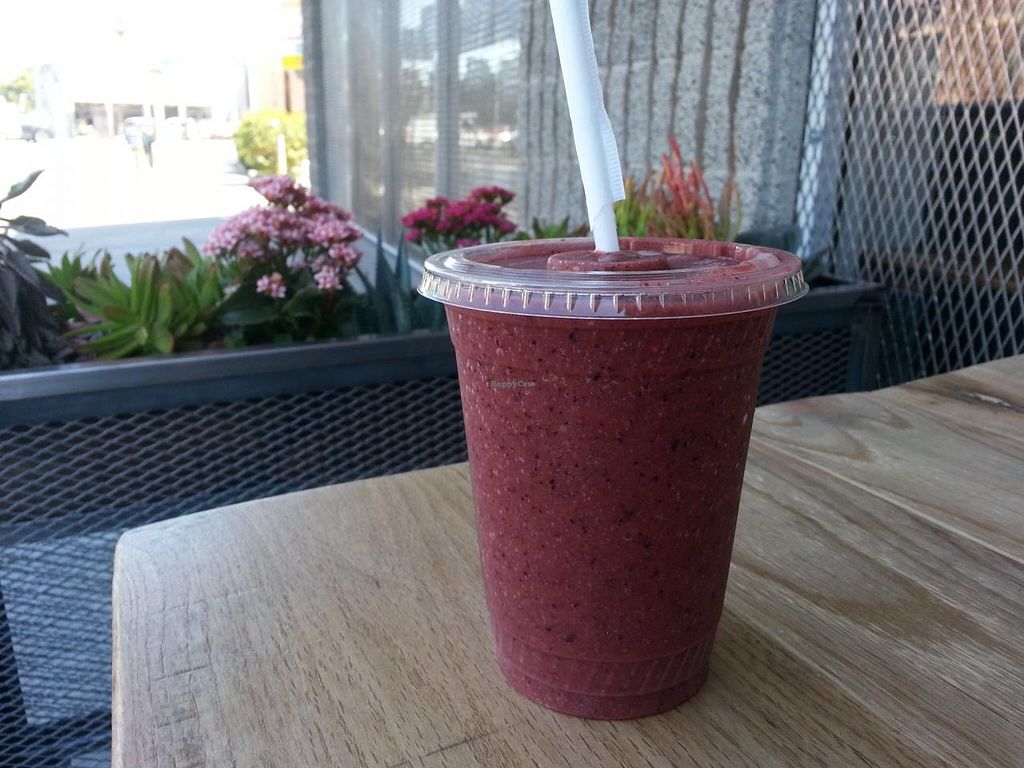 Order The Berry Good Smoothie food online from Locali Hollywood store, Los Angeles on bringmethat.com