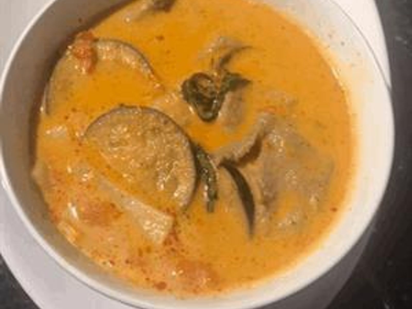 Order C3 Red Curry food online from Thai Spice Restaurant store, Houston on bringmethat.com