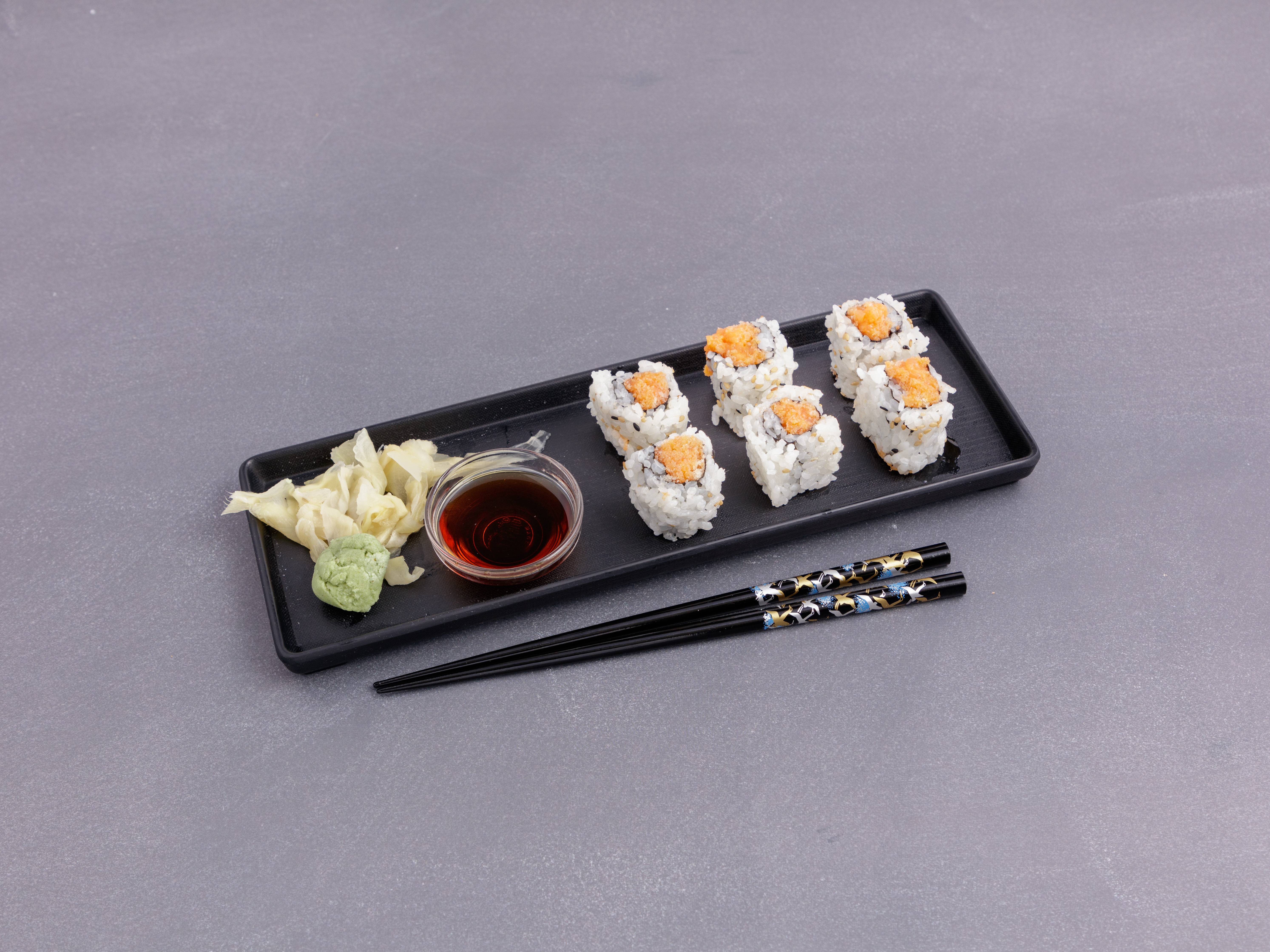 Order Spicy Salmon Roll(6pcs) food online from Tokyo Express store, Poughkeepsie on bringmethat.com