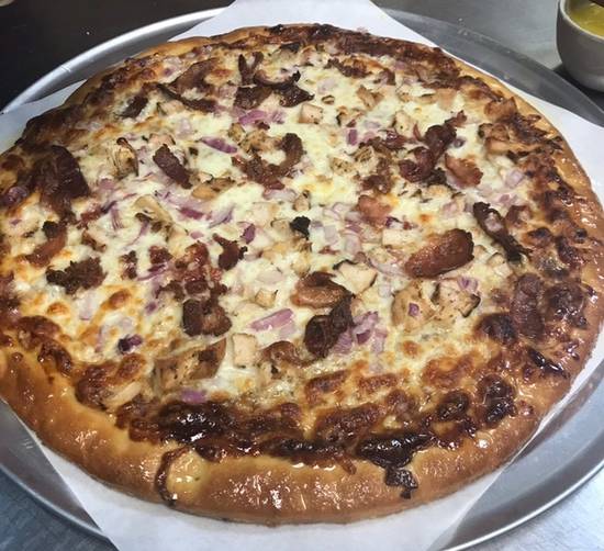 Order Bold BBQ Chicken Pizza food online from Rep Place store, Rolling Meadows on bringmethat.com