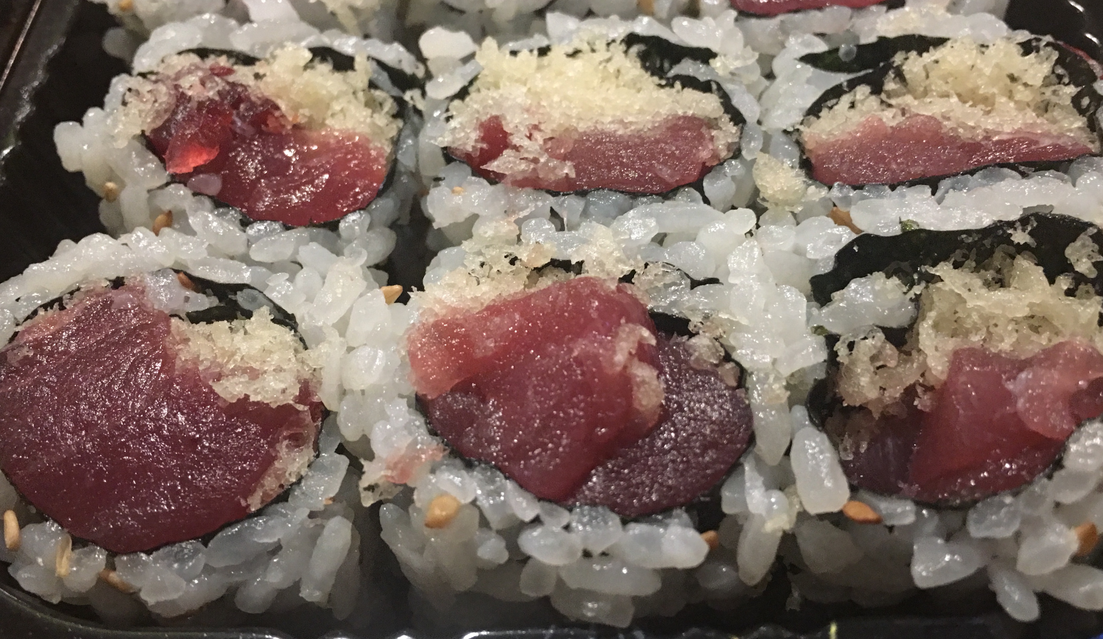 Order Crunchy Tuna Roll food online from Soho Sushi store, New York on bringmethat.com
