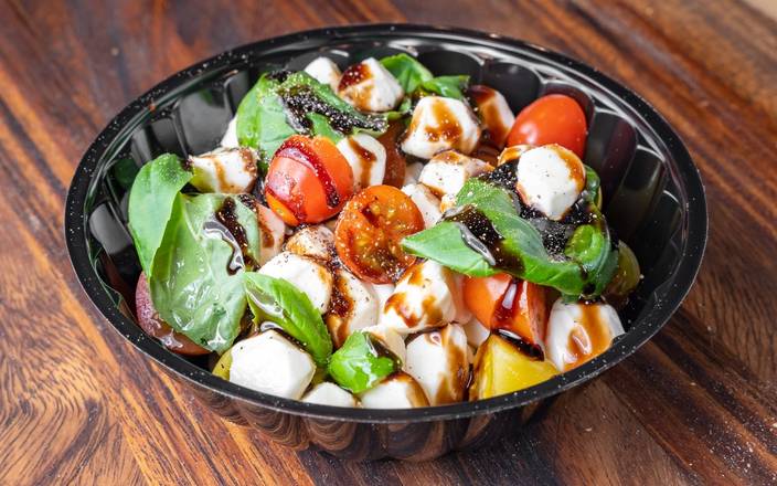 Order Caprese Salad food online from Pazza Pizza store, Chicago on bringmethat.com
