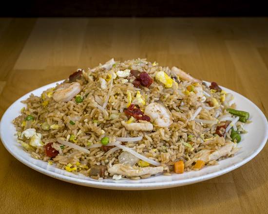 Order 41. Young Chow Fried Rice food online from Chan's Peking store, Poughkeepsie on bringmethat.com