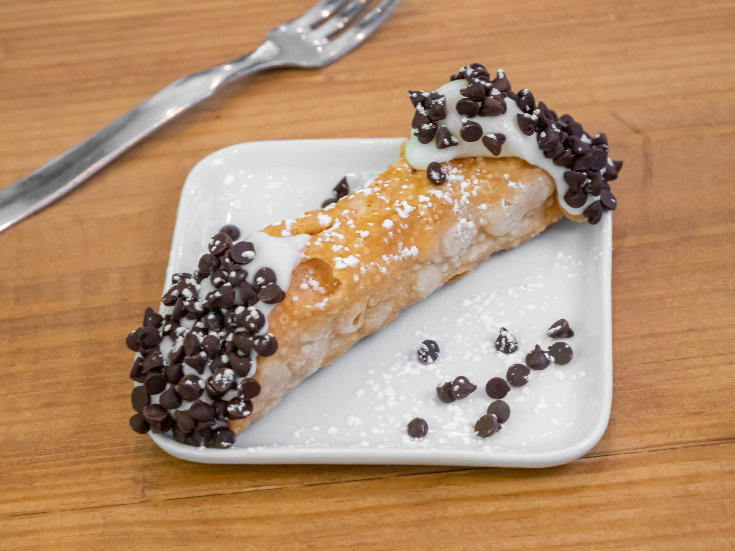 Order Cannoli food online from Positano Pizza store, Peachtree City on bringmethat.com