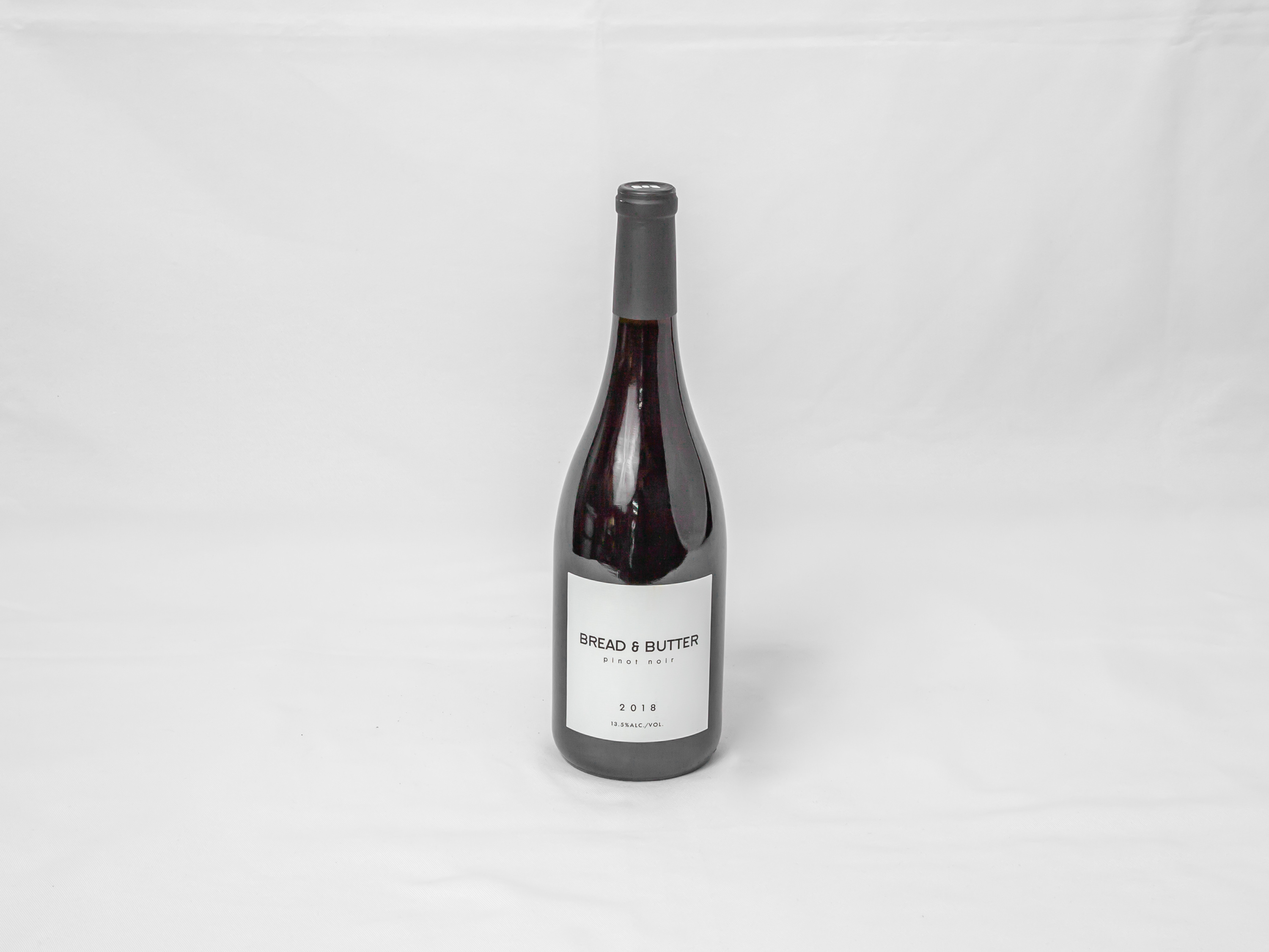 Order 750 ml Bread & Butter  Pinot Noir , Red wine  food online from Bucktown Food And Liquor store, Chicago on bringmethat.com