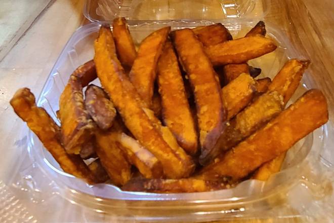 Order Sweet Potato Fries food online from Pachamama Chicken store, Wilmington on bringmethat.com