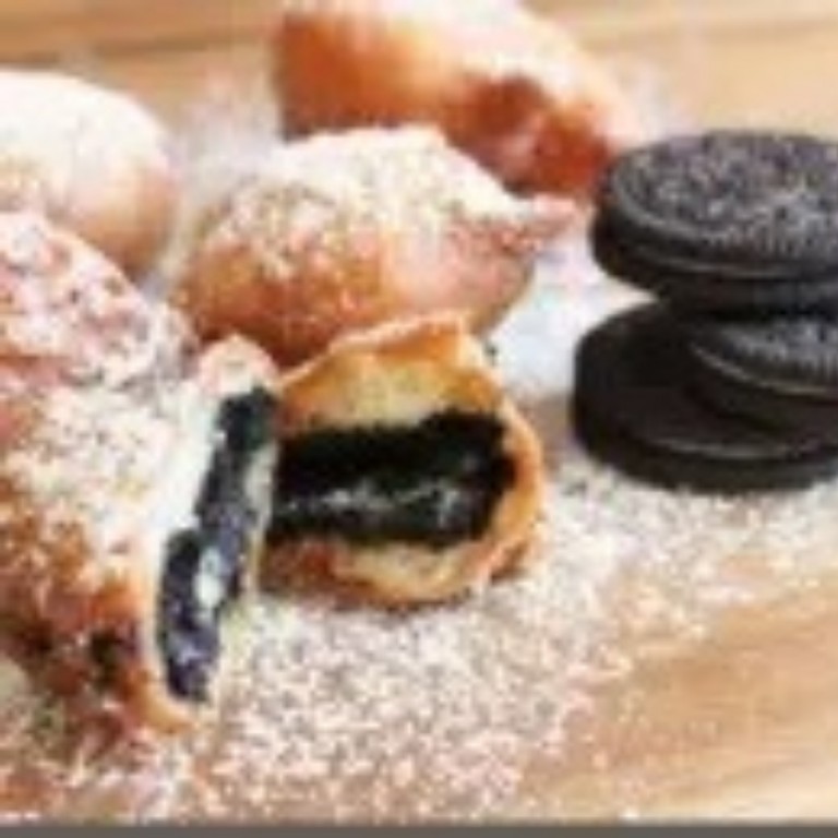 Order Deep Fried Oreo food online from Aldo'S Wraps Spot store, Albany on bringmethat.com