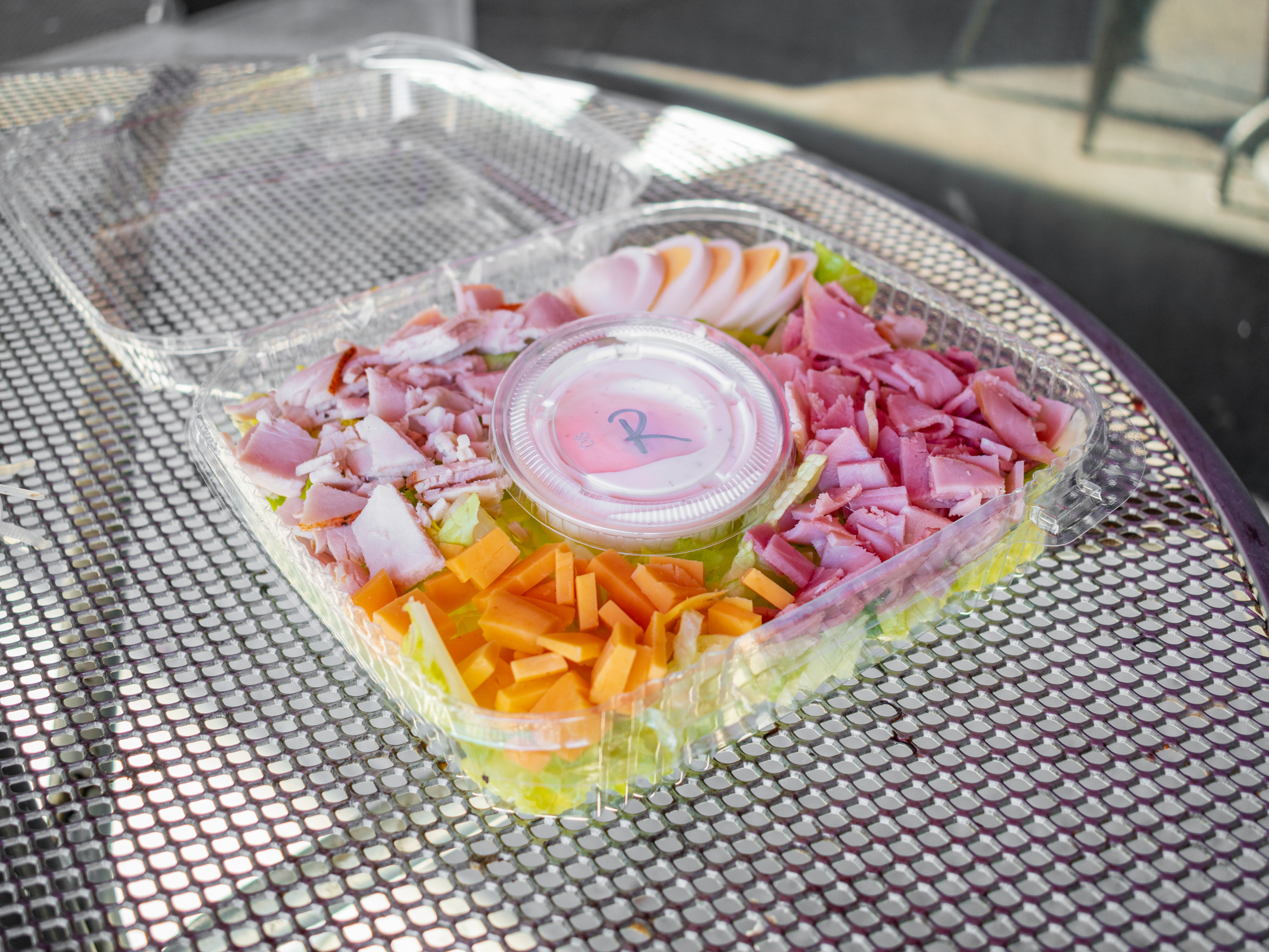 Order Chef Salad food online from Chateau Gourmet store, Palm Desert on bringmethat.com