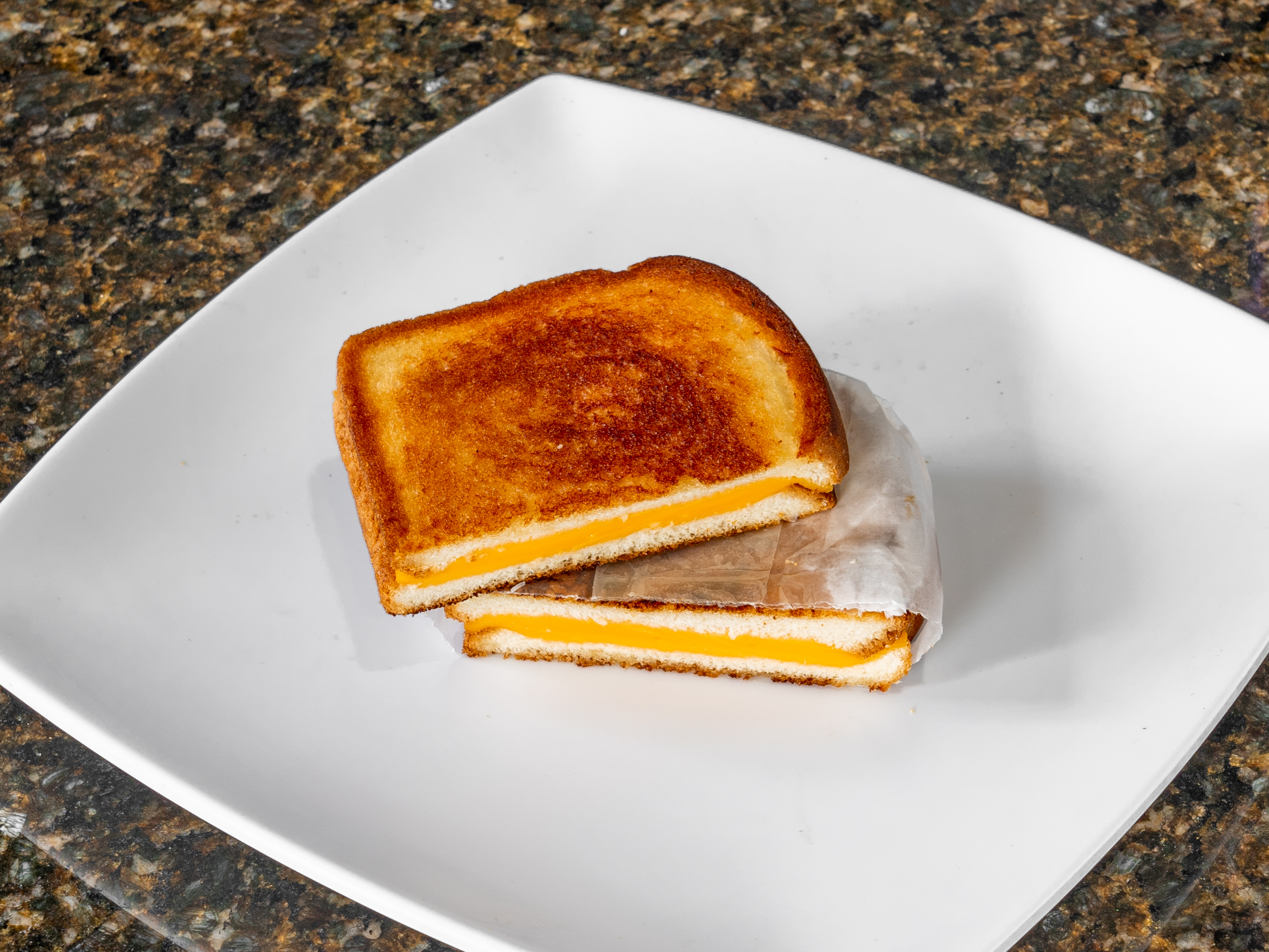 Order Grilled Cheese Sandwich  food online from Vic Deli store, Mohegan Lake on bringmethat.com