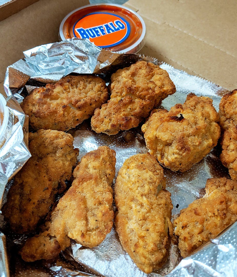 Order Oven Roasted Wings - 8 Pieces food online from Cottage Inn Pizza store, Dexter on bringmethat.com