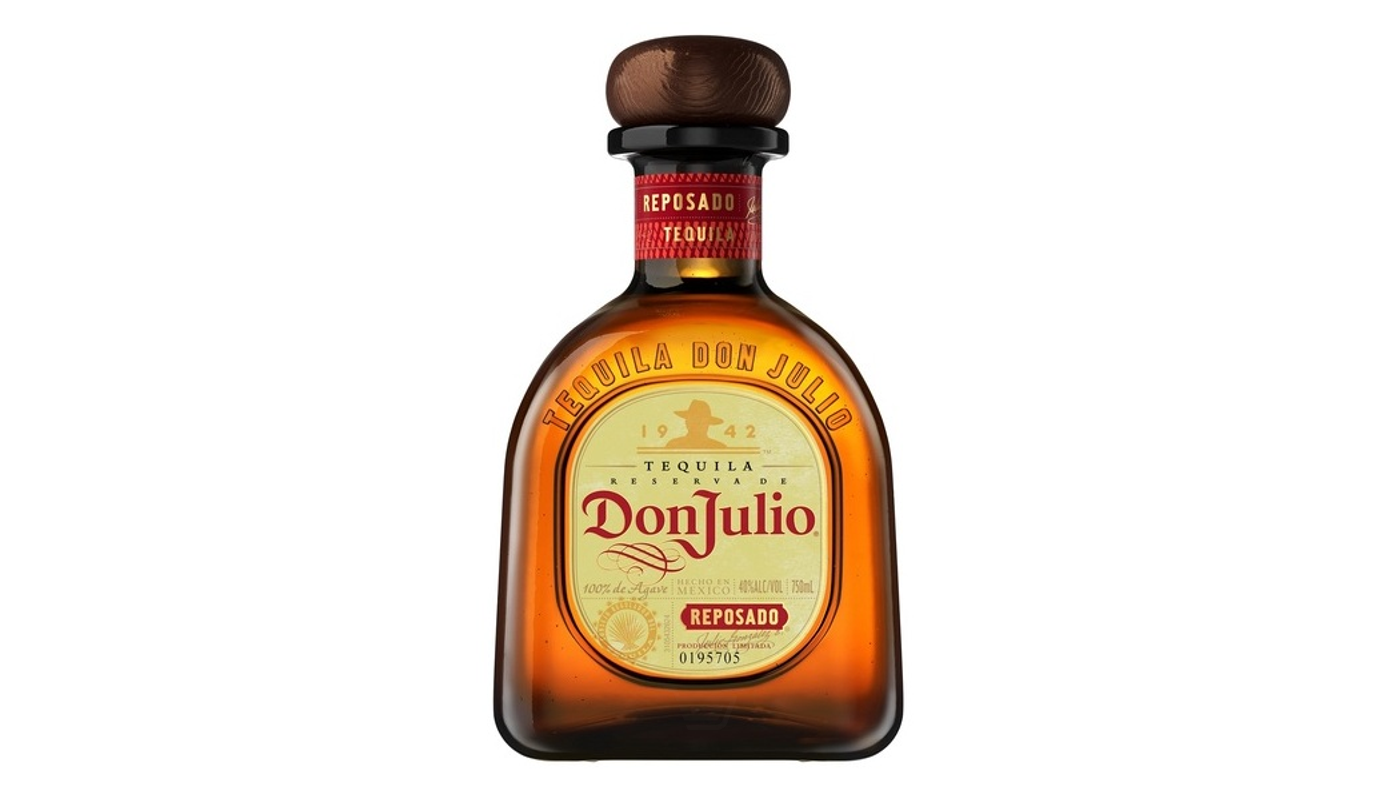 Order Don Julio Reposado 750mL food online from Golden Rule Liquor store, West Hollywood on bringmethat.com