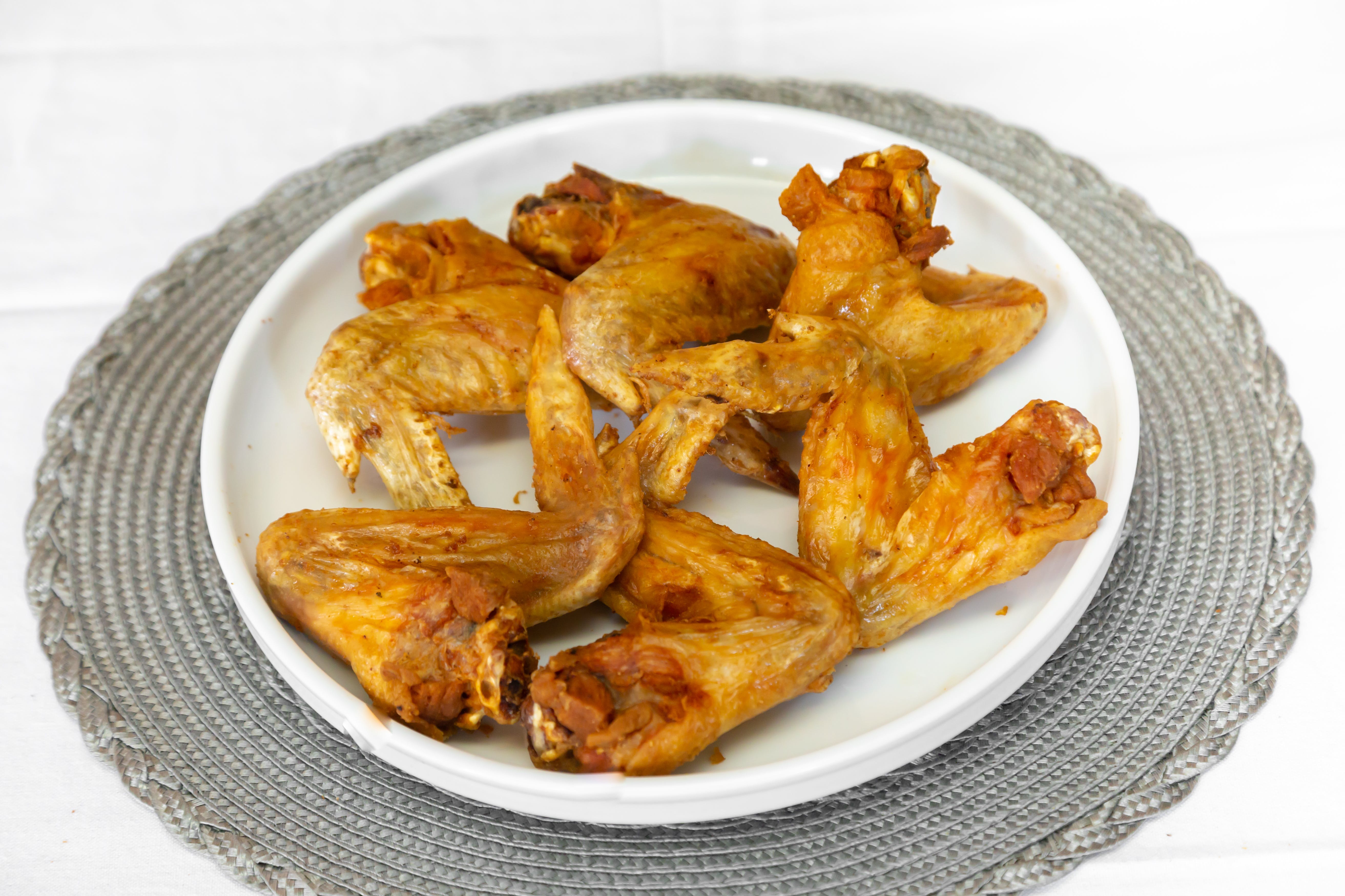 Order Whole Wings - 6 Pieces food online from Pizza Pronto store, Pittsburgh on bringmethat.com