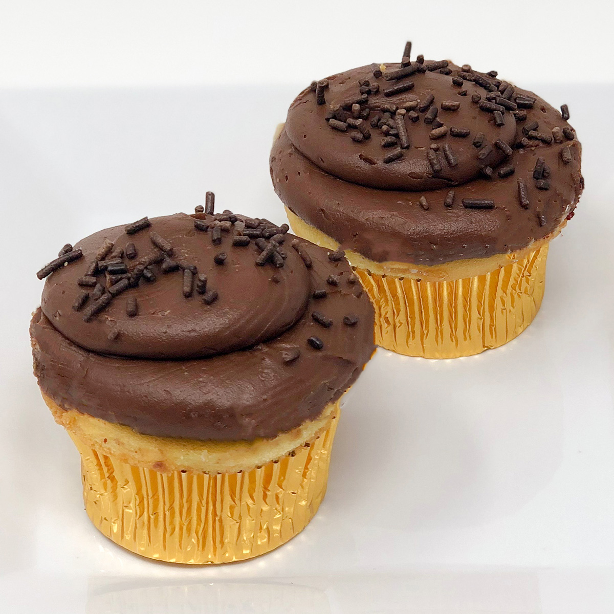 Order Charlie Brown Cupcake food online from Merritt Bakery store, Tulsa on bringmethat.com