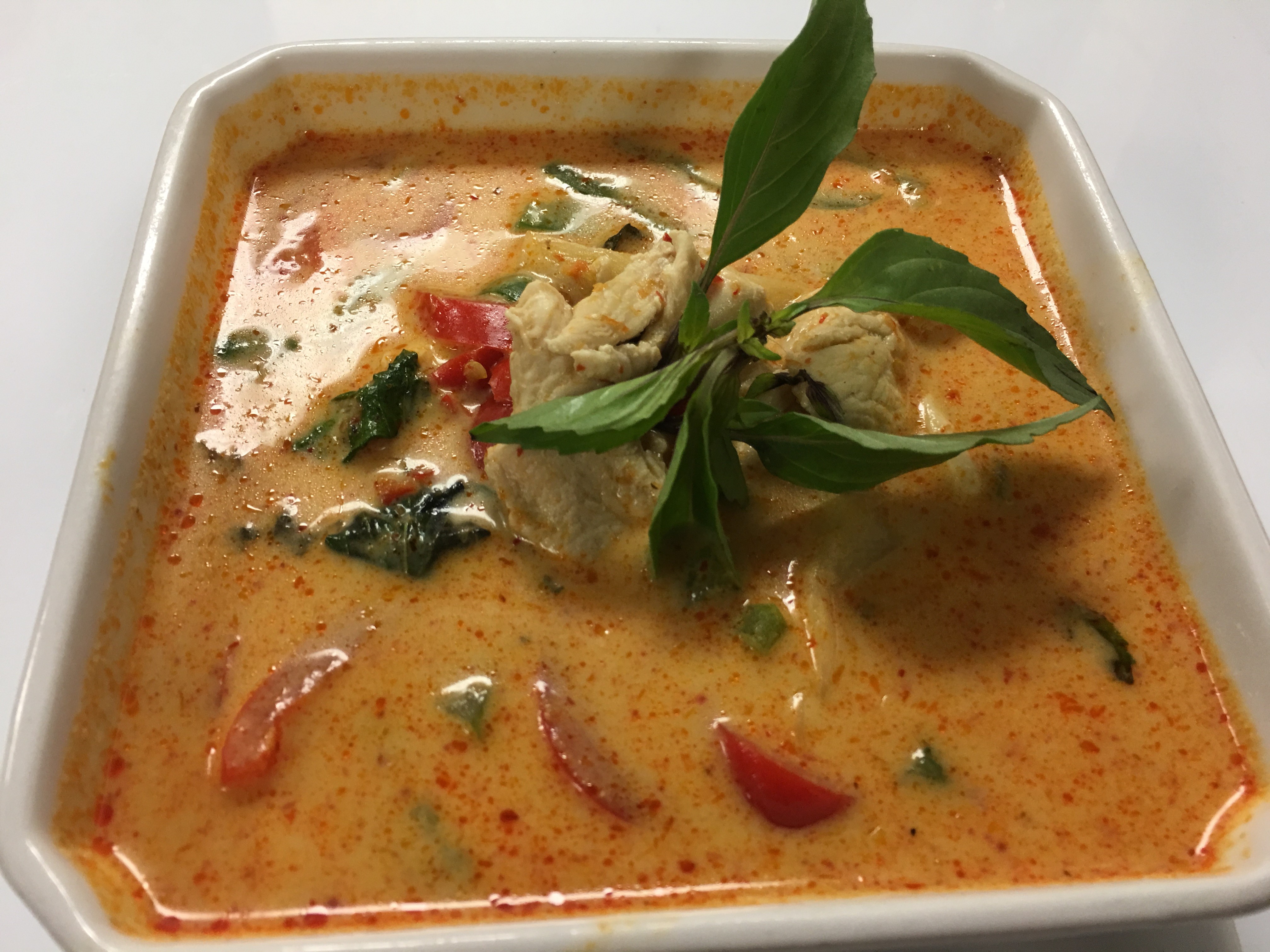 Order Red Curry food online from I Love Pad Thai store, Omaha on bringmethat.com