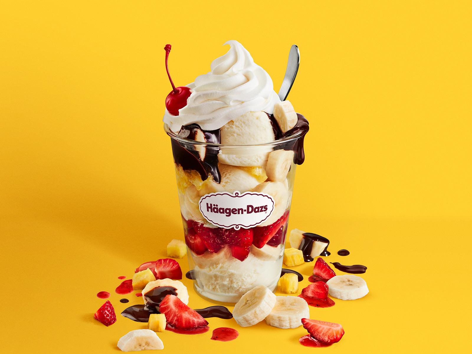 Order Banana Split Dazzler Sundae food online from Häagen-Dazs store, Boulder on bringmethat.com