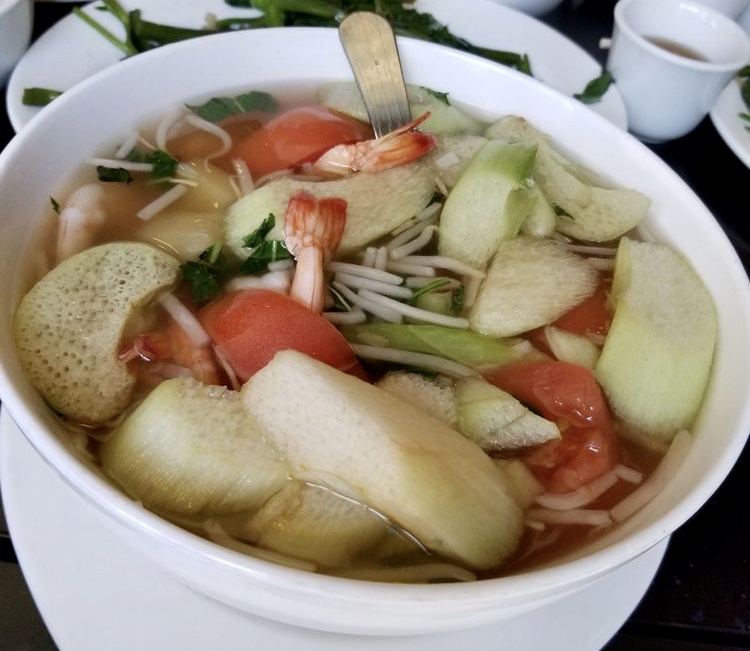 Order Combo Vietnamese Hot and Sour Shrimp Soup with Rice Vermicelli (Canh chua tôm & chén bún) food online from Hello Saigon store, New York on bringmethat.com