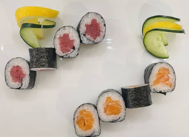 Order Simple Tuna food online from Yami Yami Japanese Restaurant store, Atlanta on bringmethat.com