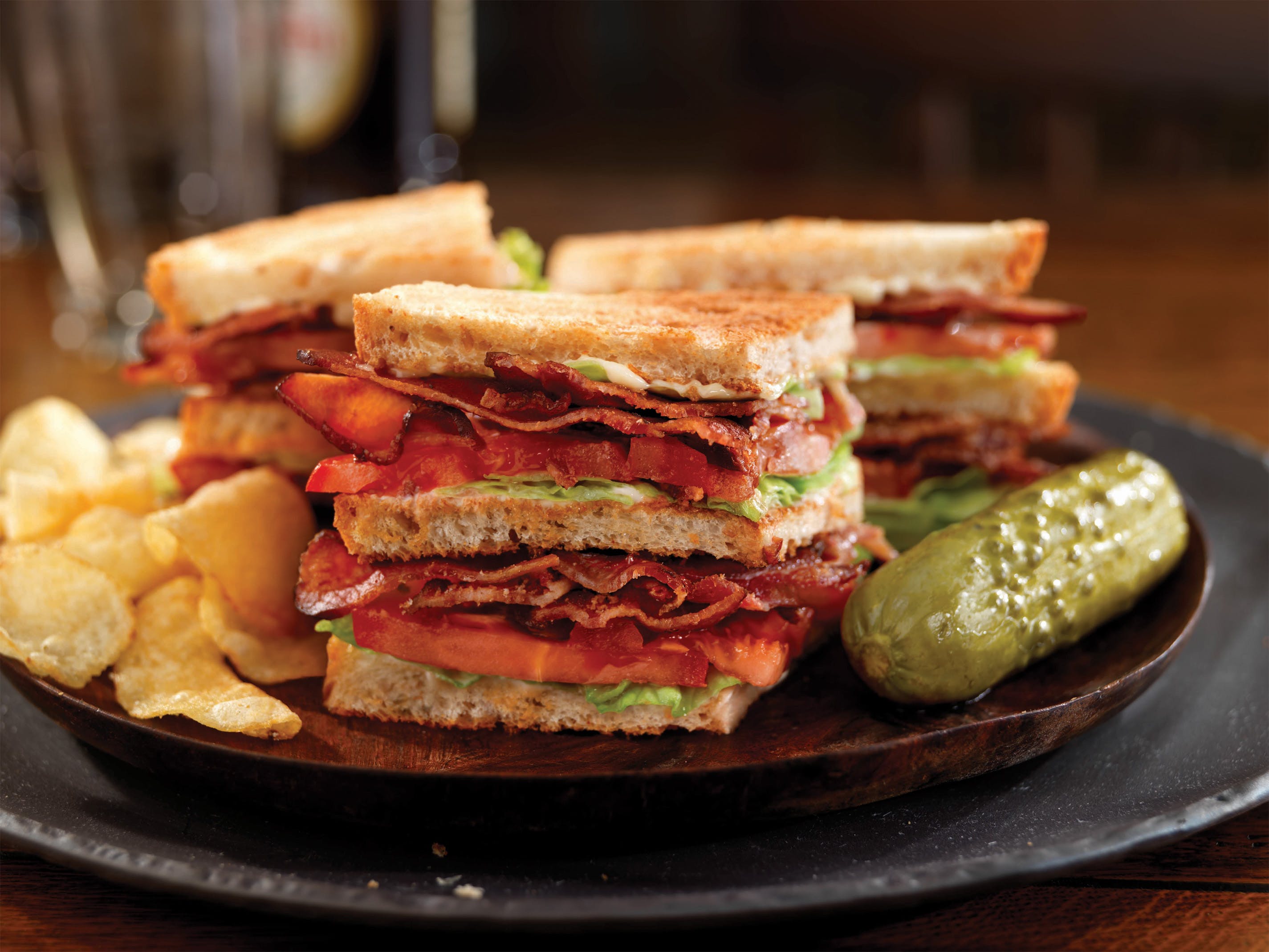 Order BLT Club Platter - Platter food online from Pino's Pizzeria store, Easton on bringmethat.com